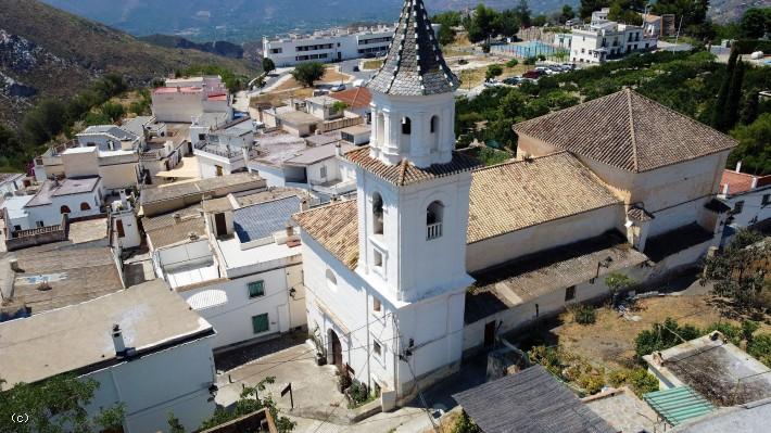 Carataunas. Traditional village house Carataunas