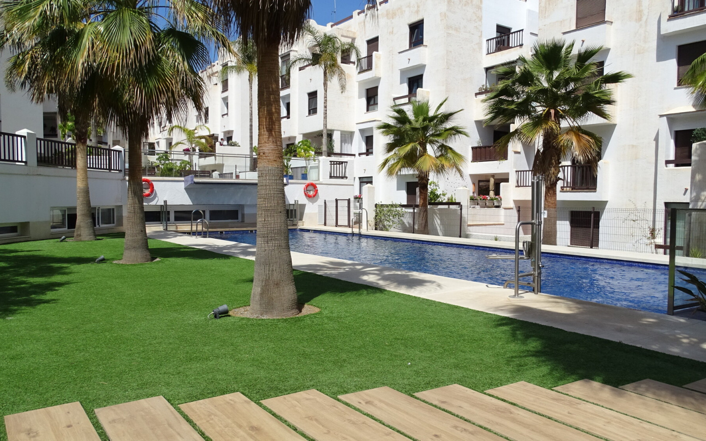 Salobreña. Three-bedroom apartment