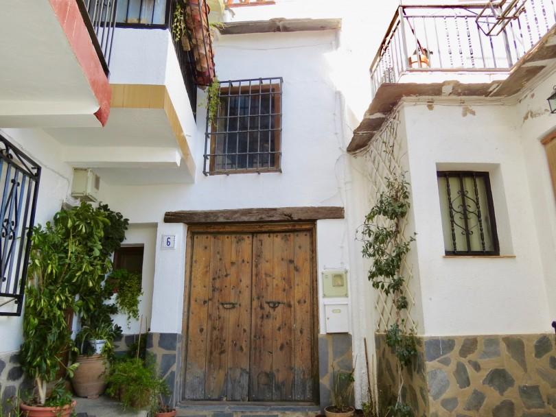 Berchules. Well presented Traditional Alpujarras Village House