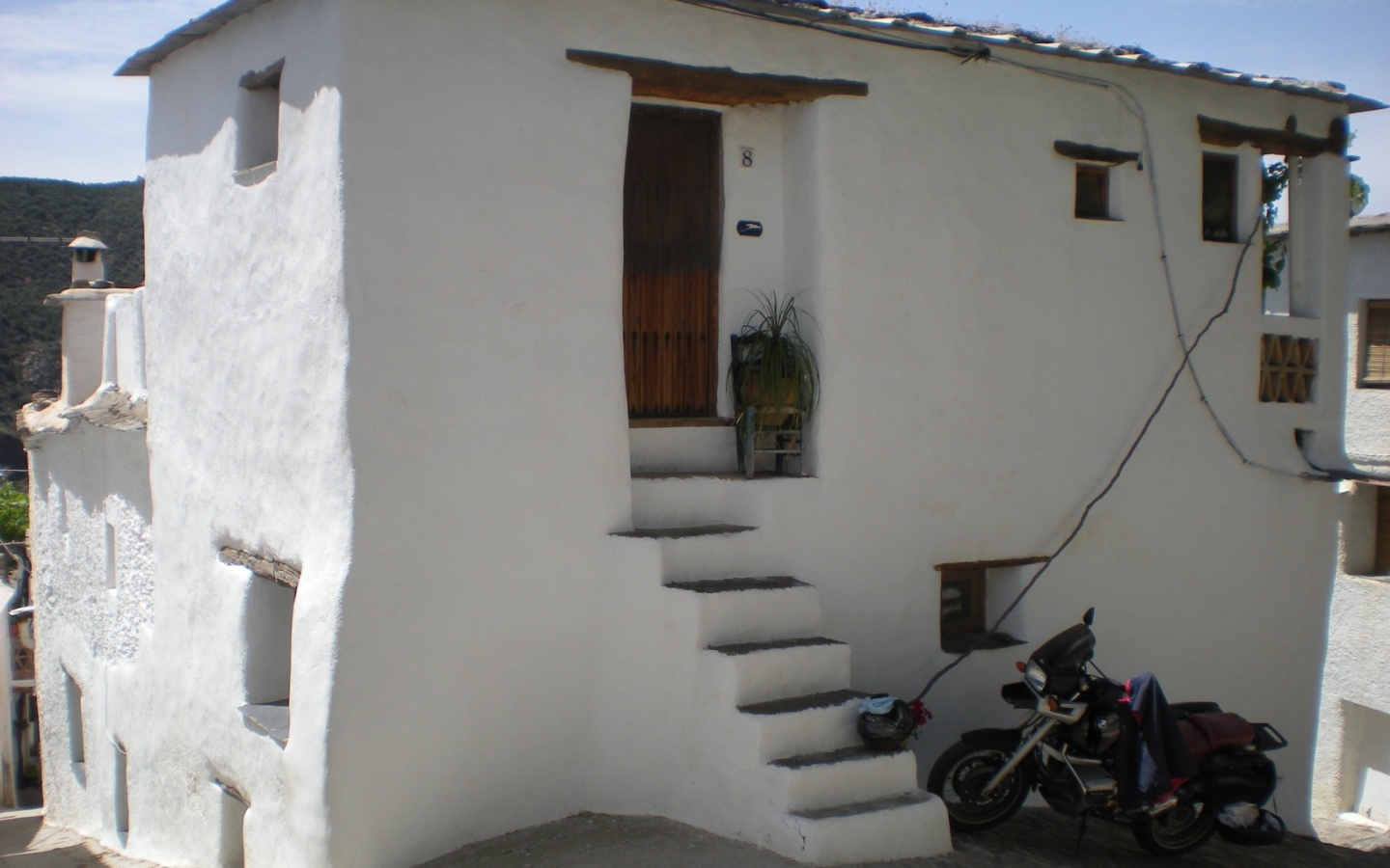 Mecina. Village House divided into three apartments