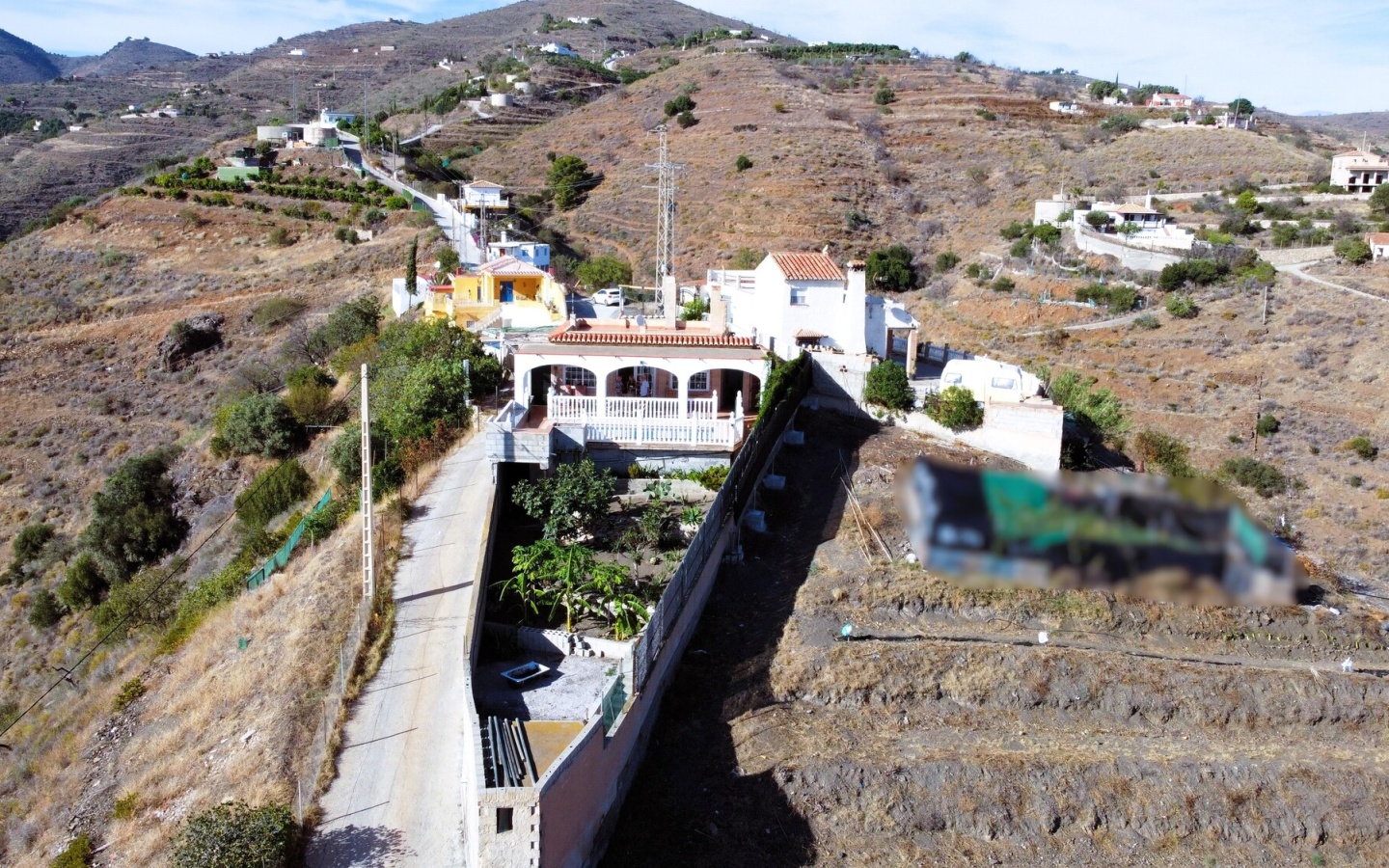 Salobreña. Country house with pool