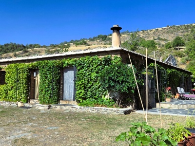 0620, Pampaneira. Off Grid Stone Cortijo