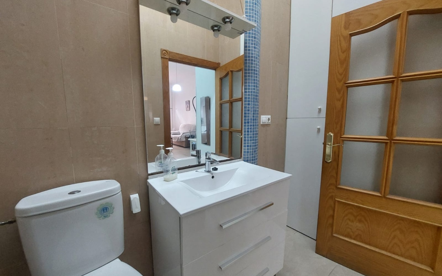 WhatsApp Image 2025-10-07 at 12.34.51 (2) WhatsApp Image 2025-10-07 at 12.34.51 (2)