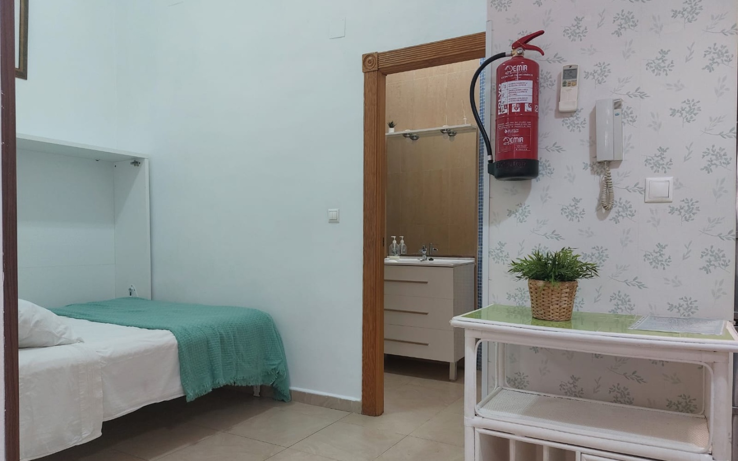 WhatsApp Image 2025-10-07 at 12.34.52 (3) WhatsApp Image 2025-10-07 at 12.34.52 (3)