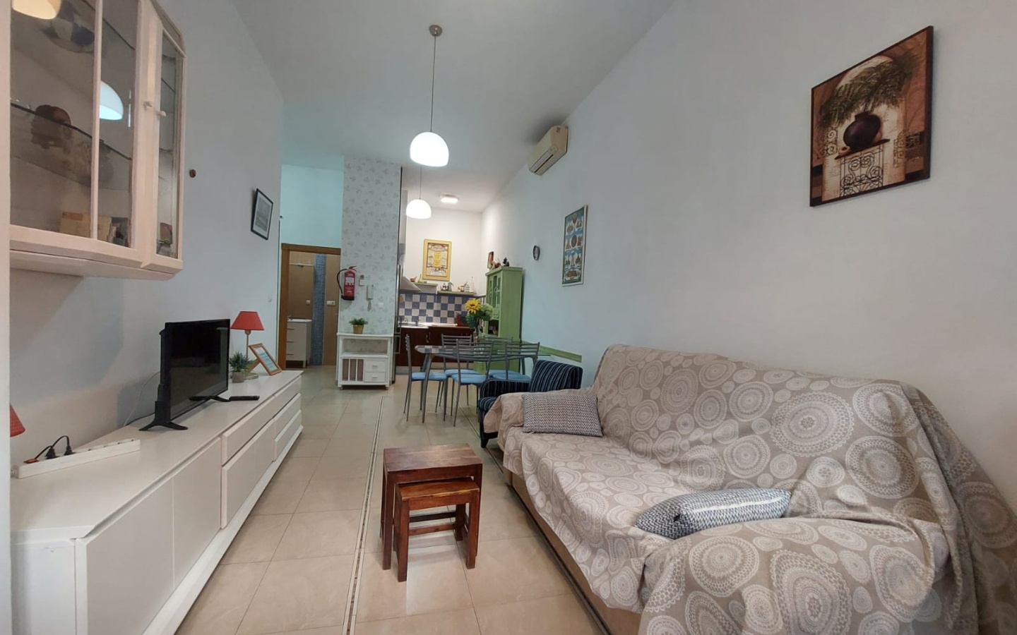 WhatsApp Image 2025-10-07 at 12.34.52 (5) WhatsApp Image 2025-10-07 at 12.34.52 (5)