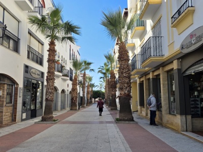 0648, Salobreña Three Bedrooms Apartment