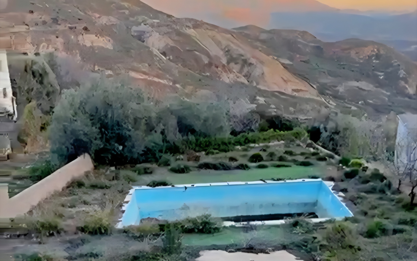 Alpujarra de la Sierra. Urban Land